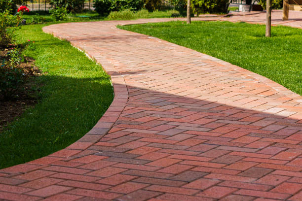 Best Professional Driveway Pavers  in Centralia, MO